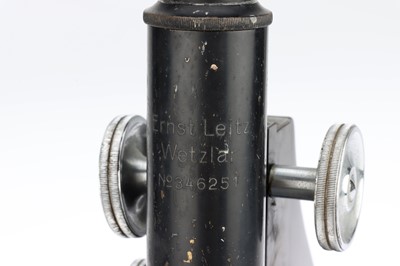 Lot 715 - A Leitz Microscope