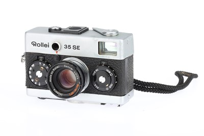 Lot 108 - A Rollei 35 SE 35mm Compact Film Camera