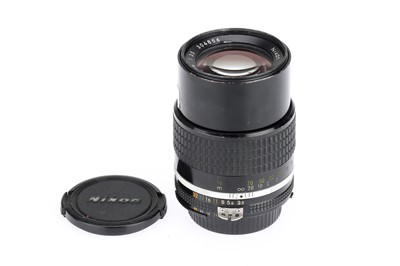 Lot 403 - A Nikon Nikkor f/3.5 135mm AI-S Lens