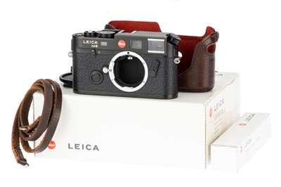 Lot 41A - A Leica M6 TTL 0.85 35mm Rangefinder Camera