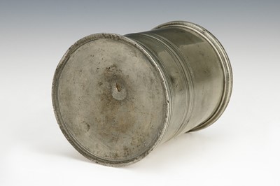 Lot 60 - An Unusual Form of Mudge's Inhaler