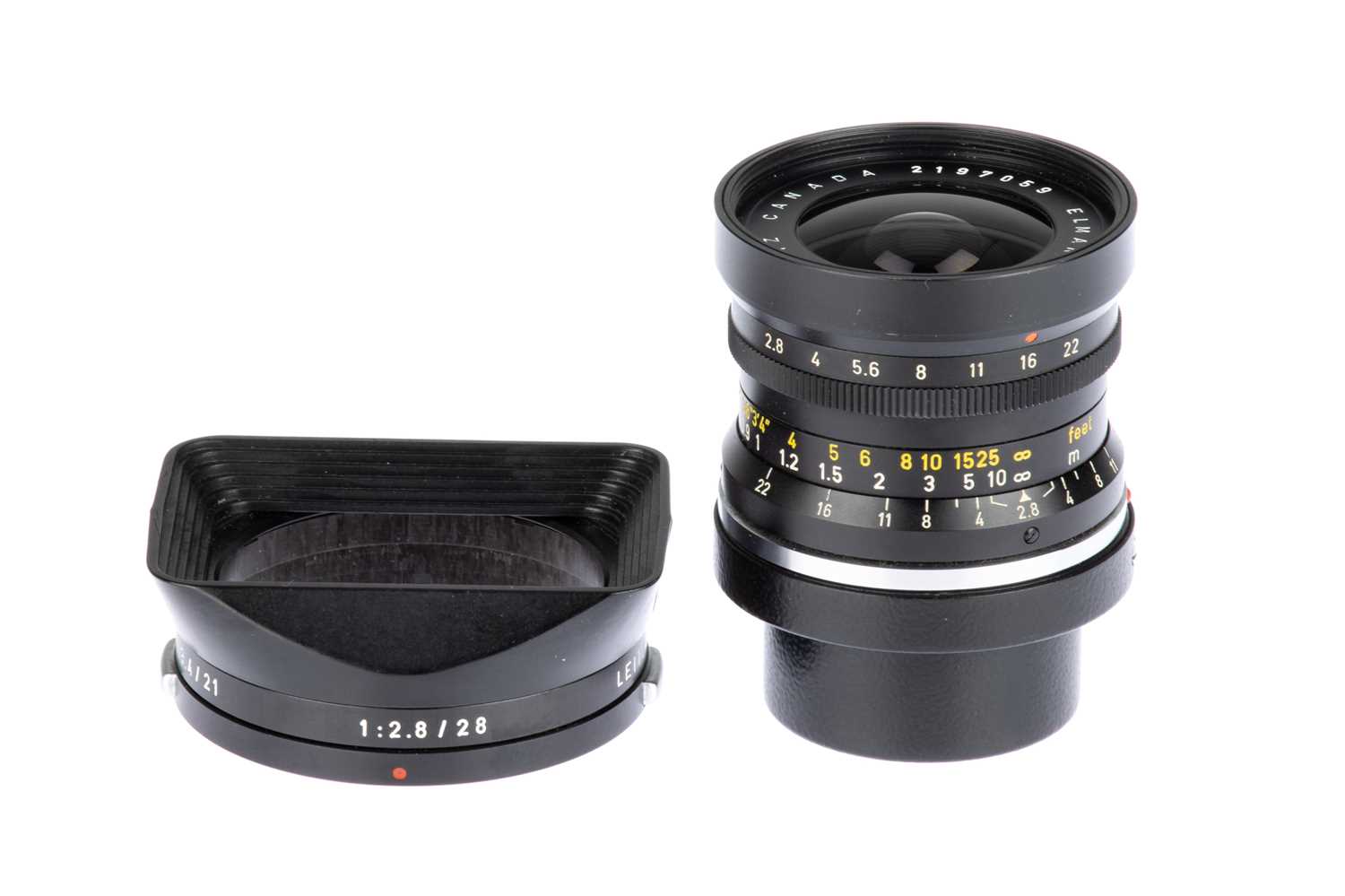 Lot 46 - A Leitz Elmarit f/2.8 28mm Lens