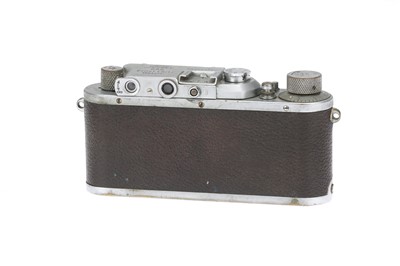 Lot 44 - A Leitz Wetzlar Leica IIIa 35mm Rangefinder Camera