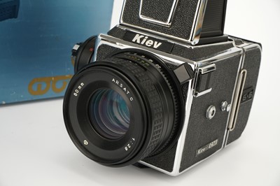 Lot 357 - A Kiev Arsenal Kiev 88CM Medium Format Camera