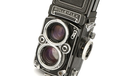 Lot 362 - A Rollei Rolleiflex 2.8 E2 TLR Camera