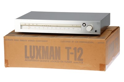 Lot 20 - A Luxman T-12 Accutouch Quartz Locked FM Tuner