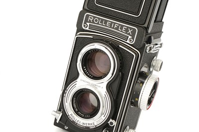 Lot 367 - A Rollei Rolleiflex T TLR Camera