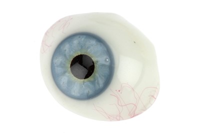 Lot 62 - Collection of 4 Prosthetic Glass Eyes