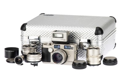 Lot 116A - A Contax G2 Rangefinder Outfit