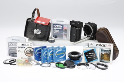 Lot 550 - A Collection of Accessories and Filters