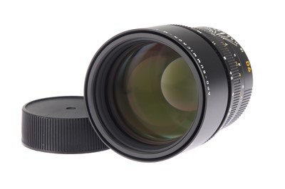 Lot 54 - A Leitz APO-Summicron-M ASPH. f/2 90mm Lens