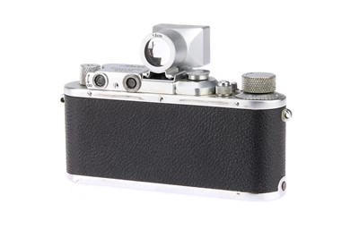 Lot 10 - A Leica III Rangefinder Camera