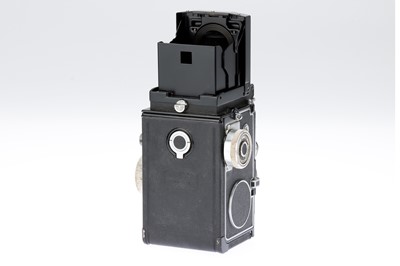 Lot 226 - A Zeiss Ikon Ikoflex Favorit Medium Format TLR Camera