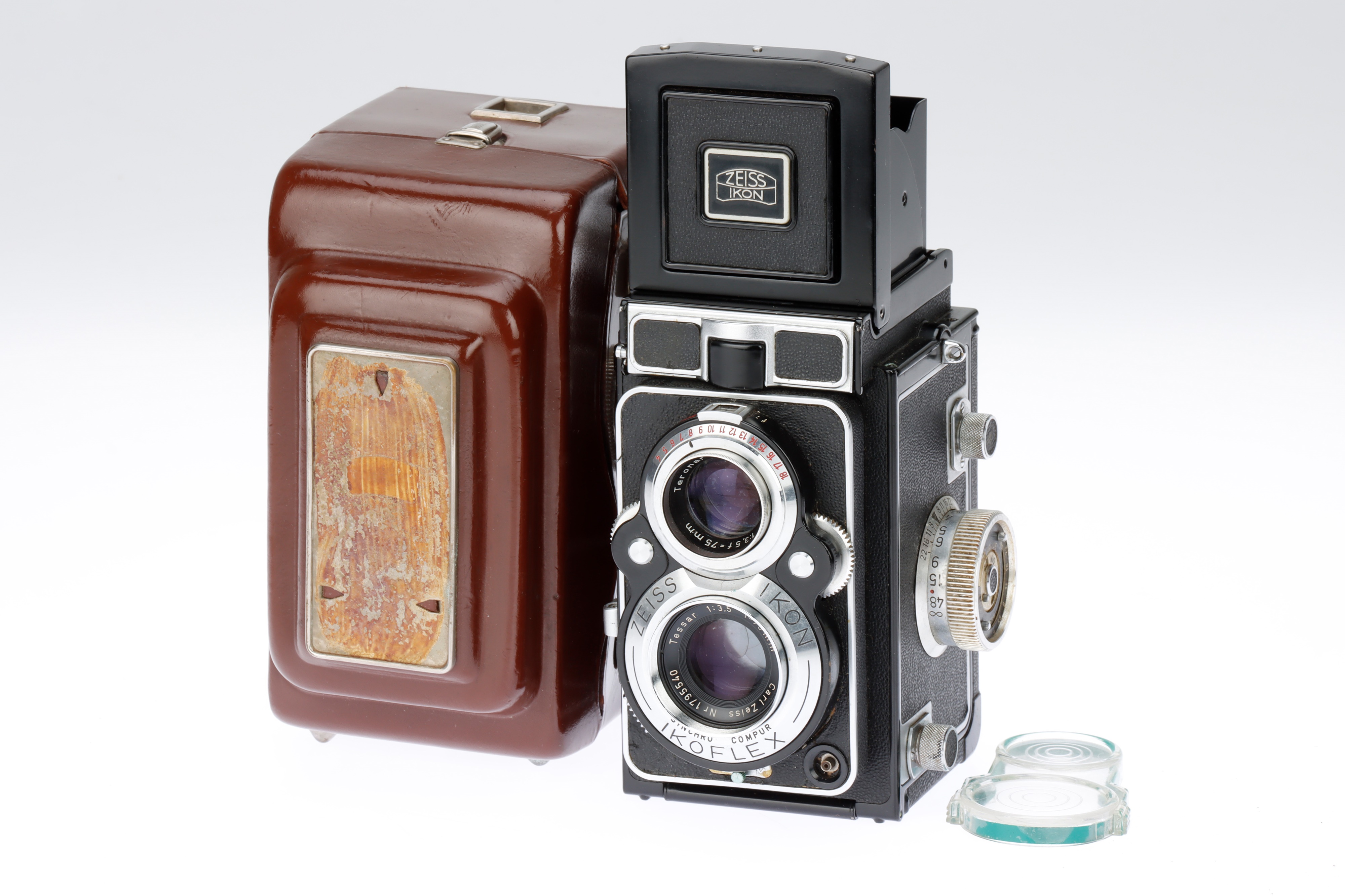 Lot 226 - A Zeiss Ikon Ikoflex Favorit Medium Format