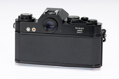 Lot 83 - A Nikon Nikkormat EL 35mm SLR Camera