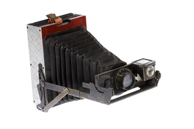 Lot 303 - A Newman & Guardia Nydia Camera