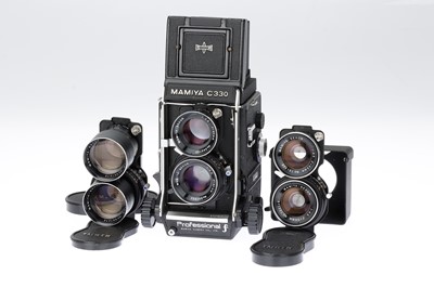 Lot 224 - A Mamiya C330 Professional f Medium Format TLR Camera