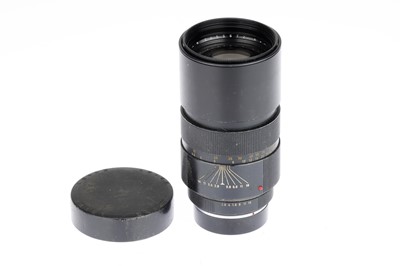 Lot 449 - A Leitz Wetzlar Elmarit-R f/2.8 180mm Lens