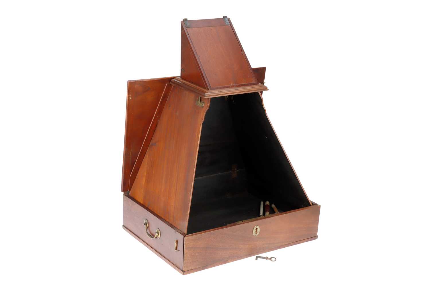 Lot 154 - A Rare & Early Camera Obscura