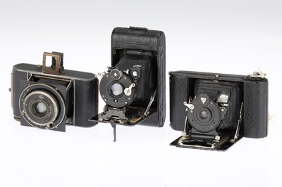 Lot 325 - A Selection of Strut Type Cameras