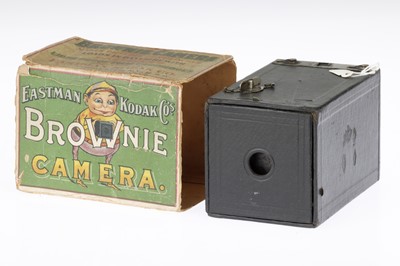 Lot 329 - An Eastman Kodak Brownie Camera