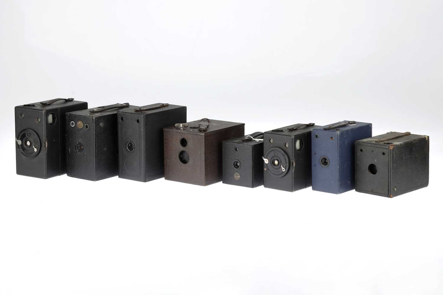 Lot 321 - A Mixed Selection of Box Type Cameras