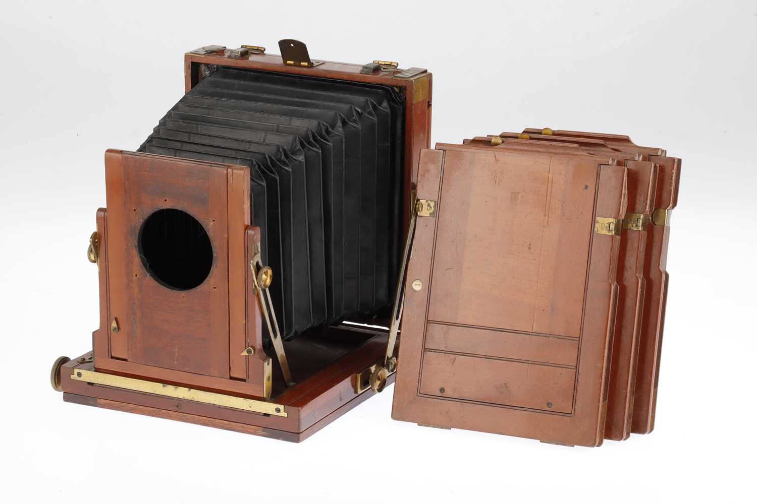 Lot 478 - A Half Plate McKellen Double Pinion Mahogany & Brass Field Camera