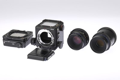 Lot 205 - A Mamiya RZ67 Pro II Medium Format Camera