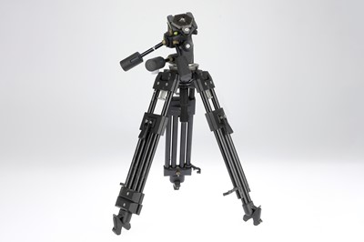 Lot 564 - A Manfrotto 350SHMVB PA18 Professional Tripod