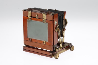 Lot 476 - A Thornton Pickard Imperial Triple Extension  Quarter Plate Camera