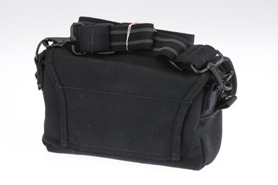 Lot 527 - A Domke Black F-5XB Camera Bag