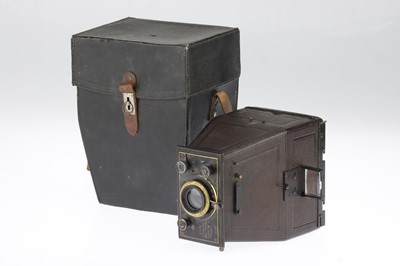 Lot 292 - A Rancoule Paris Jumelle Quo-Vadis Modele 1903 Camera