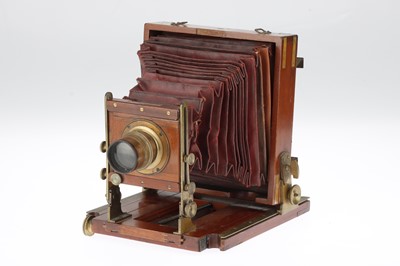 Lot 471 - A Half Plate Mahogany Field Camera