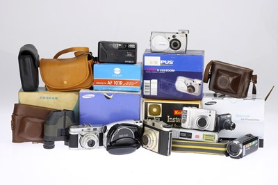 Lot 34 - A Mixed Selection of Cameras & Accessories