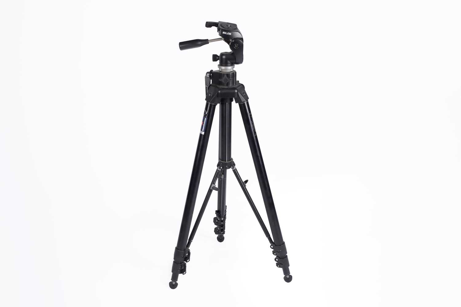 Lot 613 - A Manfrotto 075B Camera Tripod