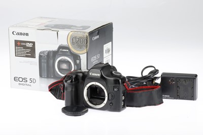 Lot 163 - A Canon EOS-5D Full Frame Digital SLR Camera