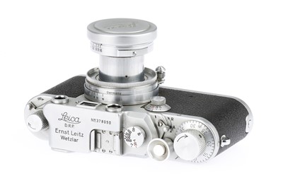 Lot 41 - A Leica IIIc Red Blind 35mm Rangefinder Camera