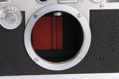 Lot 41 - A Leica IIIc Red Blind 35mm Rangefinder Camera