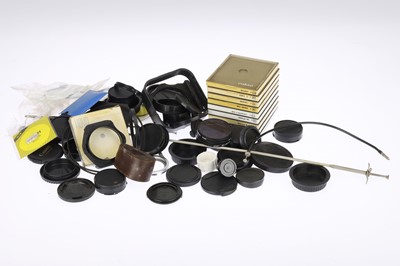 Lot 605 - A Mixed Selection of Camera Accessories