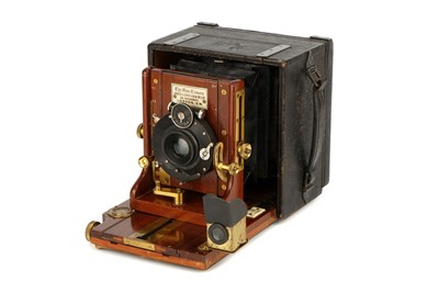 Lot 431 - A Sinclair Una Hand & Stand Camera