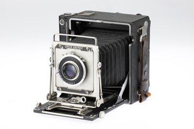 Lot 258 - A Graflex Speed Graphic 4x5 Folding Rangefinder Camera