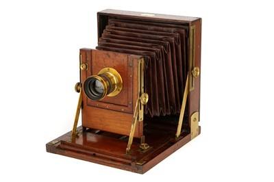 Lot 433 - A W. Heath 8x5" Mahogany Field Camera