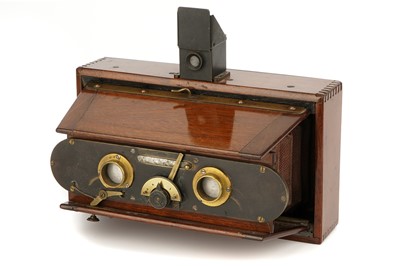 Lot 434 - A Bellieni 'Nancy' Stereo 9x18cm Folding Mahogany Camera