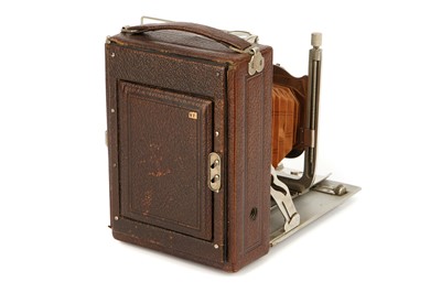 Lot 439 - An Unmarked Tropical Plate Camera