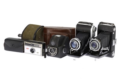 Lot 202 - A Zeiss Ikon Nettar and an Ensign Selfix Folding Cameras