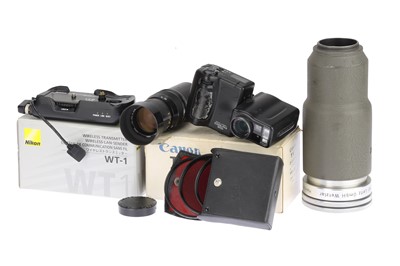 Lot 378 - A Selection of Camera Accessories