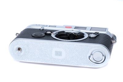 Lot 43 - A Leica M6 0.85 TTL Rangefinder Camera Body
