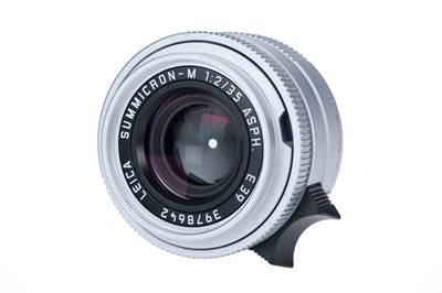 Lot 64 - A Leitz Summicron-M ASPH. f/2 35mm Lens