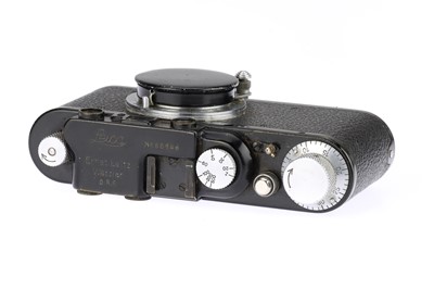 Lot 1 - A Leitz Wetzlar Leica II 35mm Rangefinder Camera