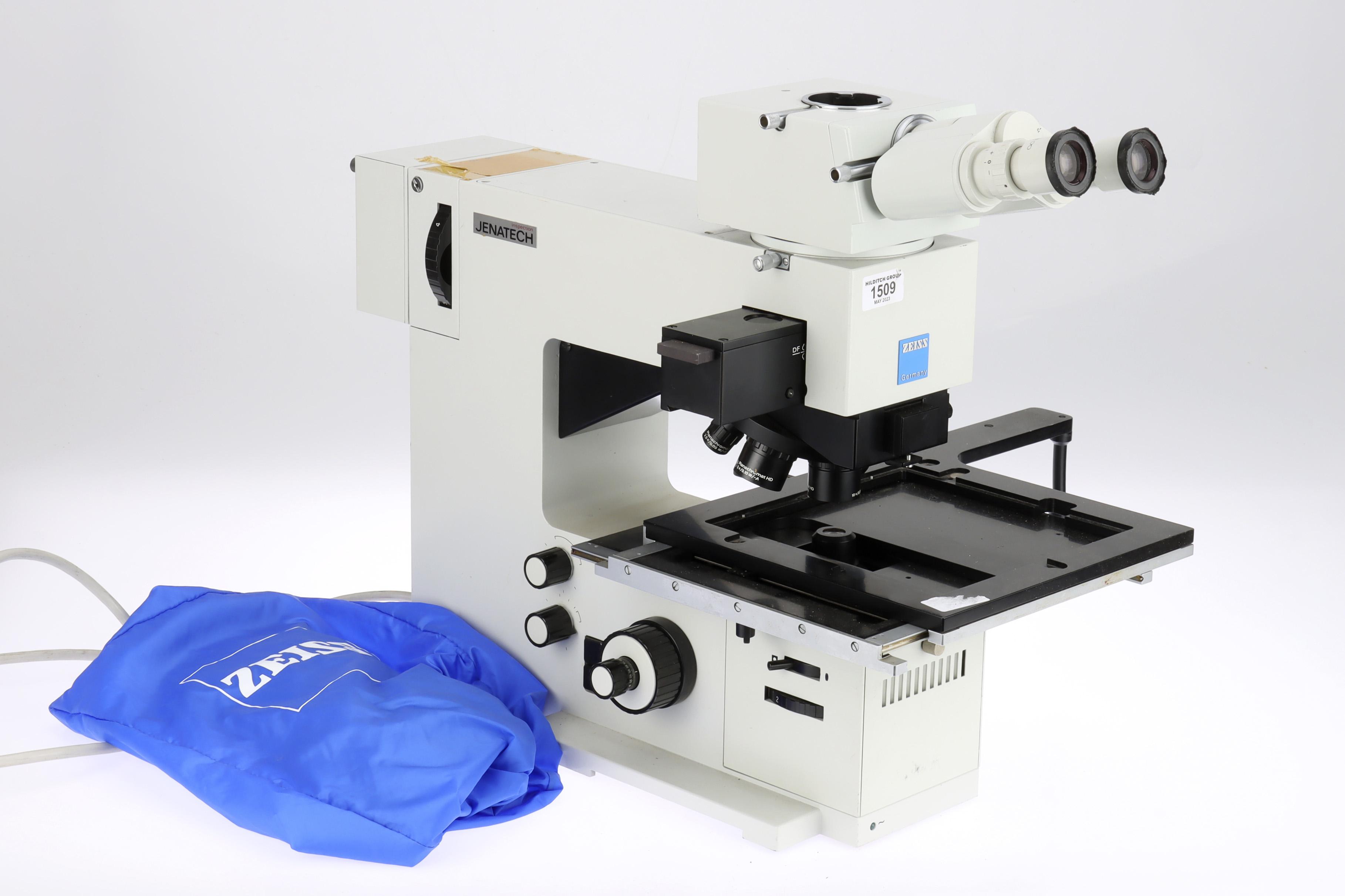 Lot 515 - A Large Zeiss Binocular JENATECH Inspection